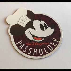 Mickey Mouse Passholder Food and Wine Magnet